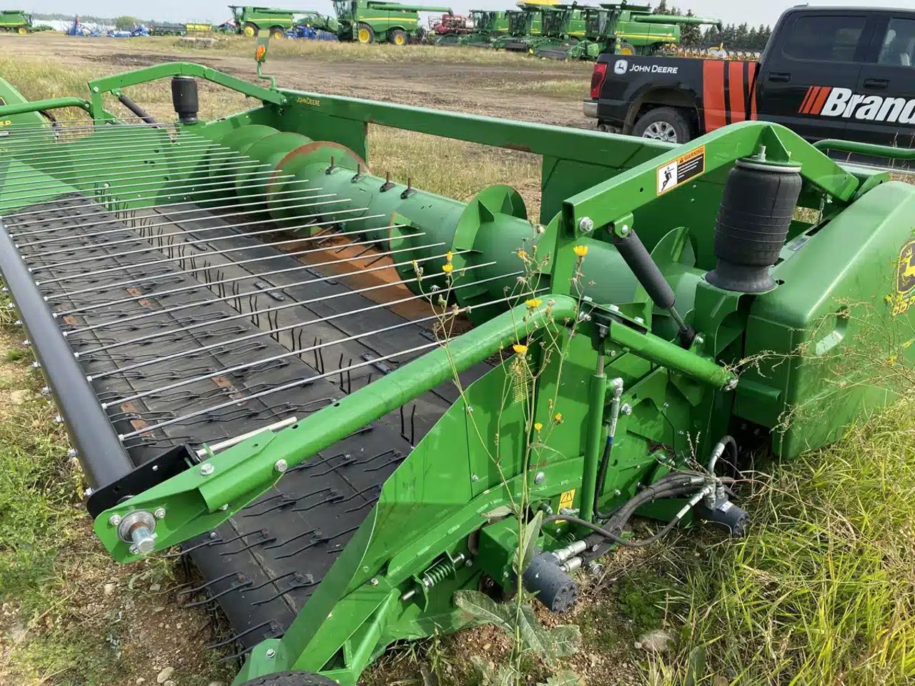 2017 John Deere 615P Nez - Ramasseur