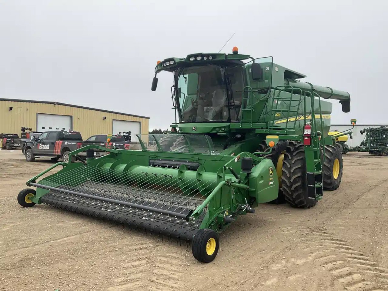 2015 John Deere S680 Batteuse