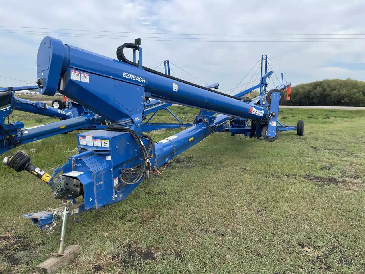 2022 Brandt 1390-HP Vis à grain