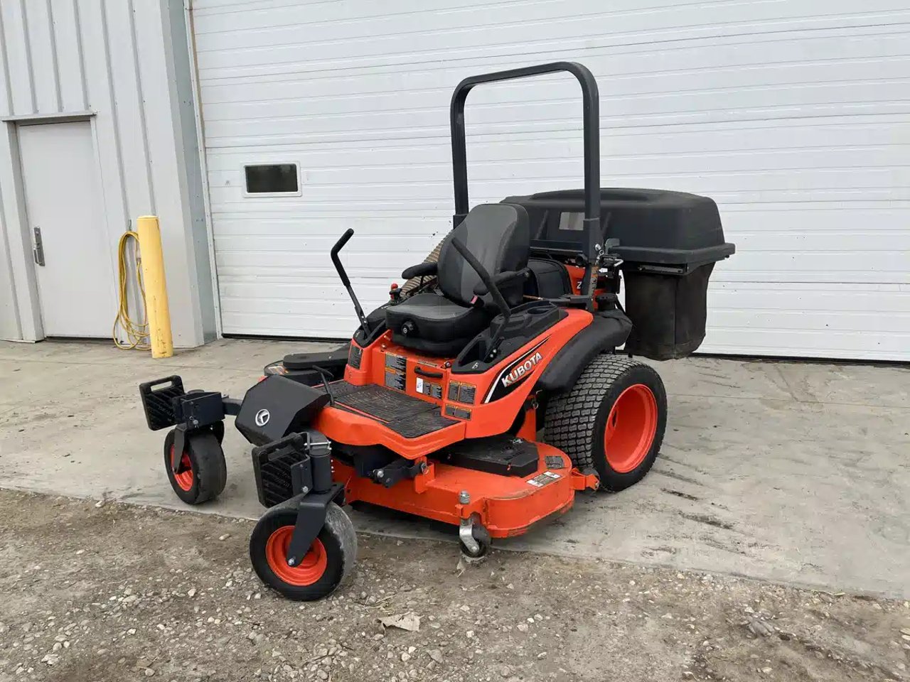 2018 Kubota ZD1211 Tondeuse à rayon de braquage zéro