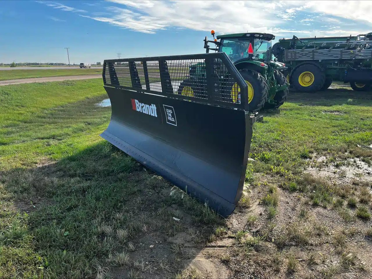 2022 Brandt Ag Blade Lame