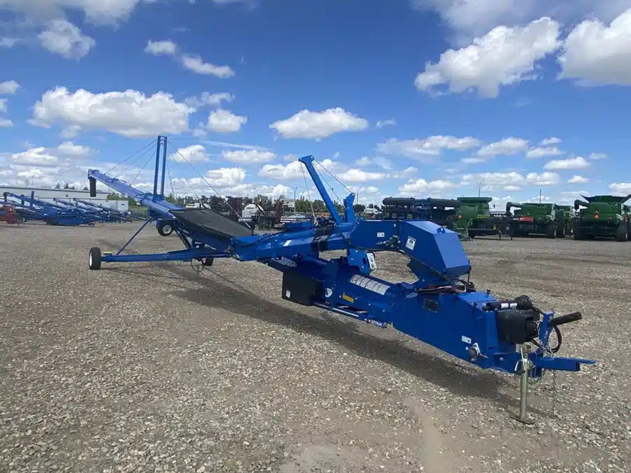 2023 Brandt 1590 Oil Seed Swing Vis à grain