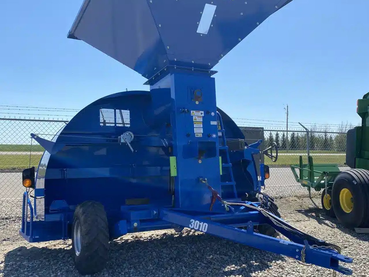 2022 Brandt 3010 GBL Vis à grain