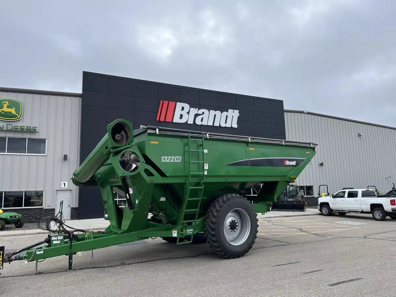 2019 Brandt 1322XR Chariot à Grain