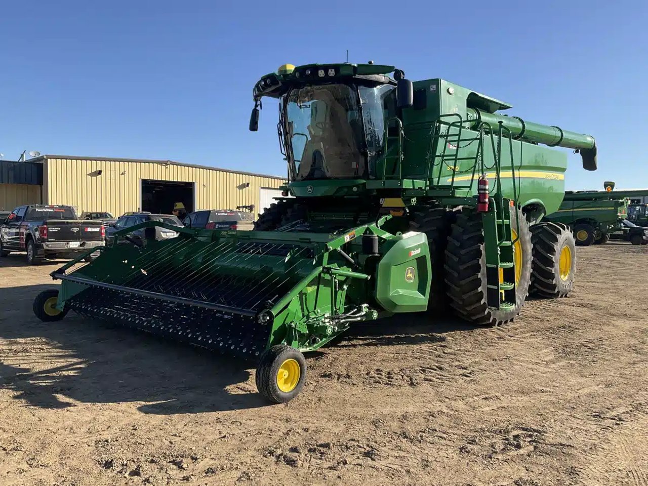 2022 John Deere S780 Batteuse