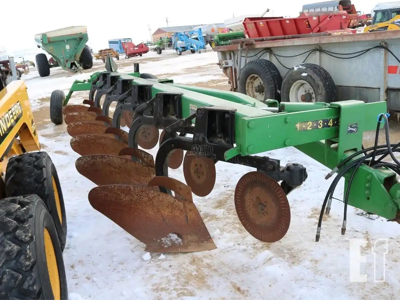 John Deere 2700 Charrue
