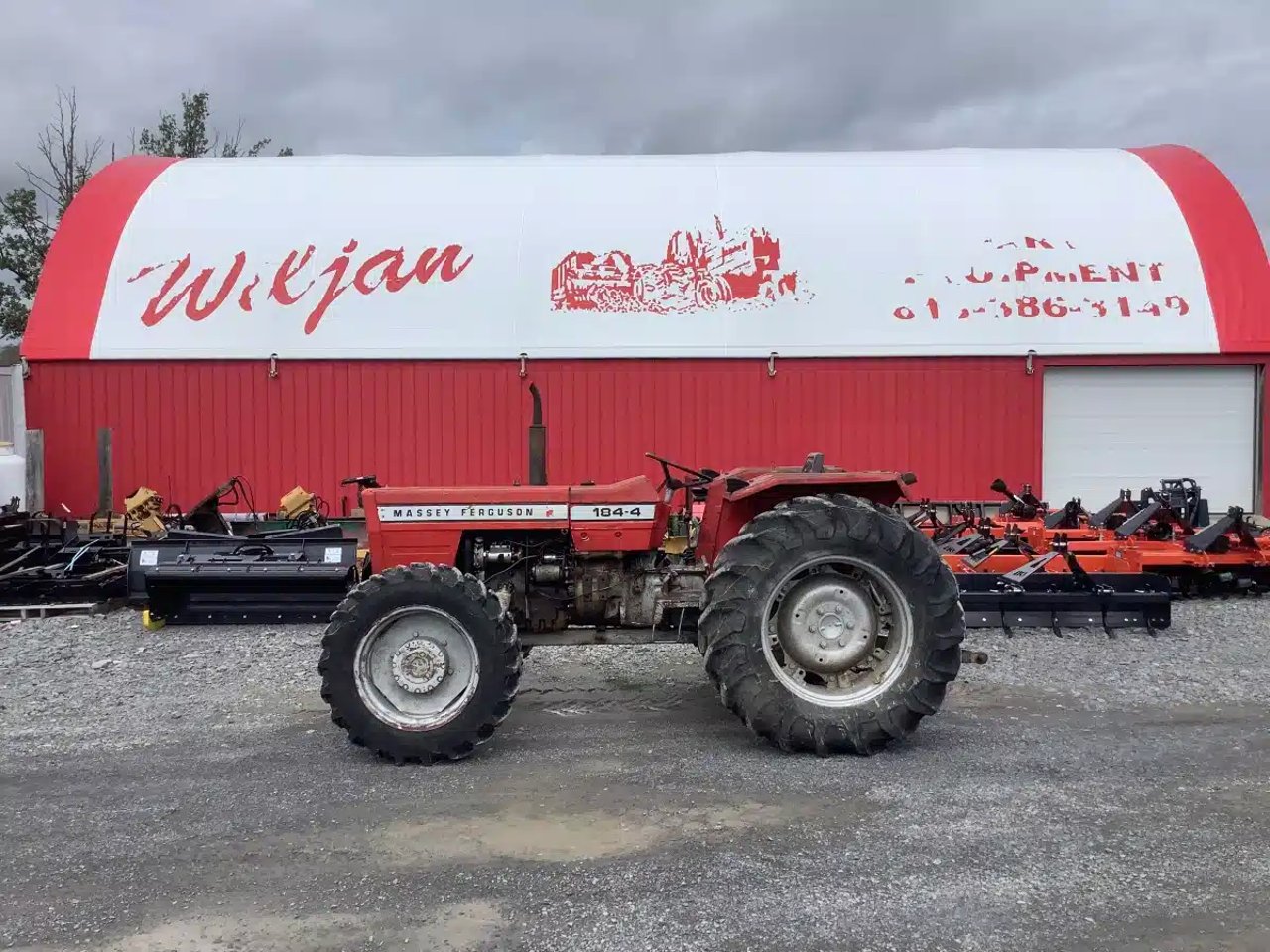Massey Ferguson 184-4 Tracteur