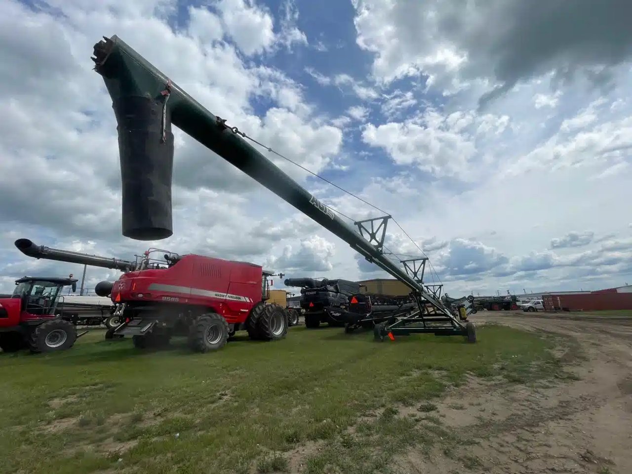 2021 AGI 6385 Vis à grain