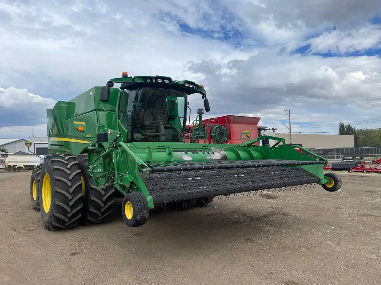 2019 John Deere S780 Batteuse