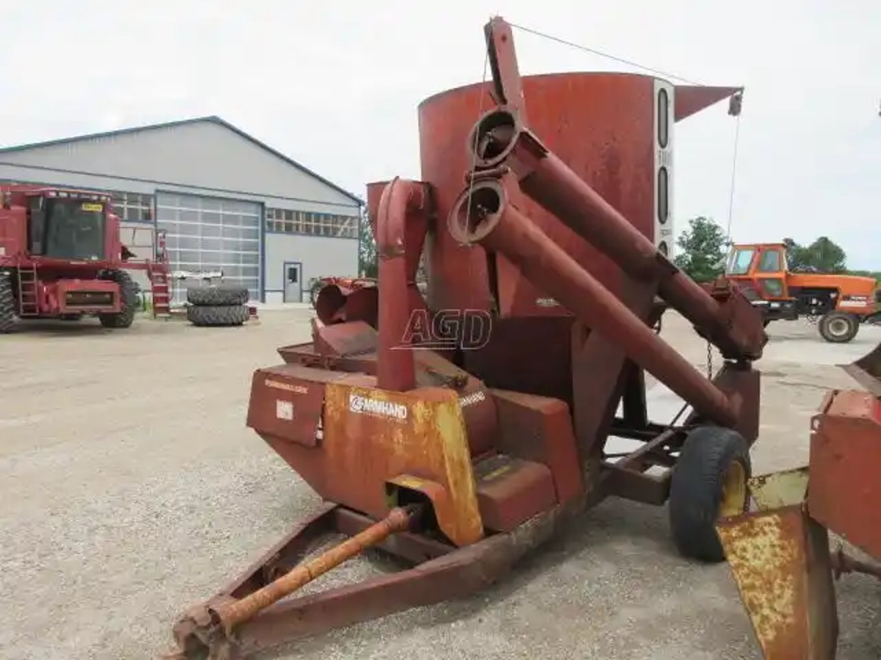 Farmhand 815 Moulange