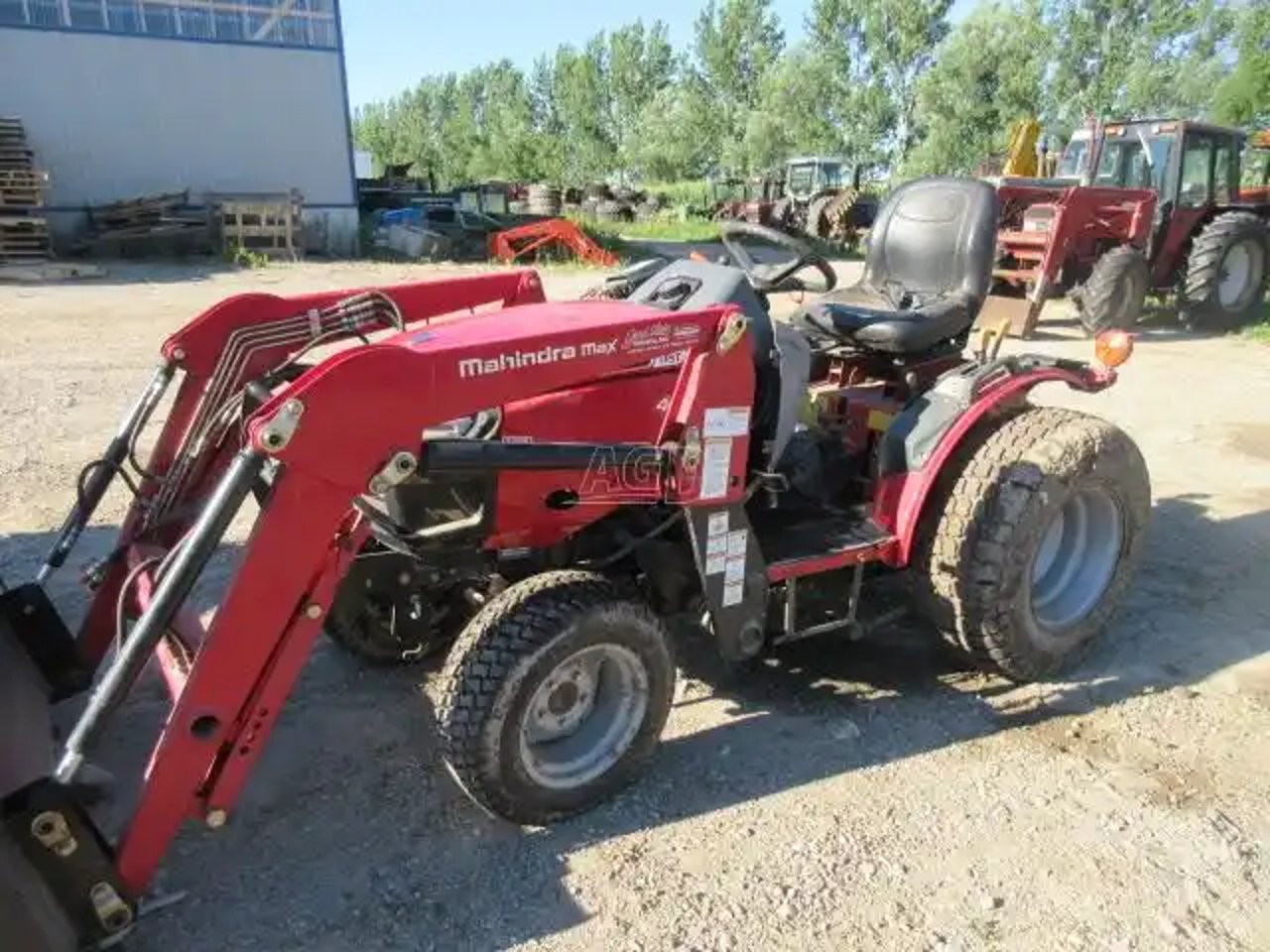 2012 Mahindra MAX 28XL HST Tracteur