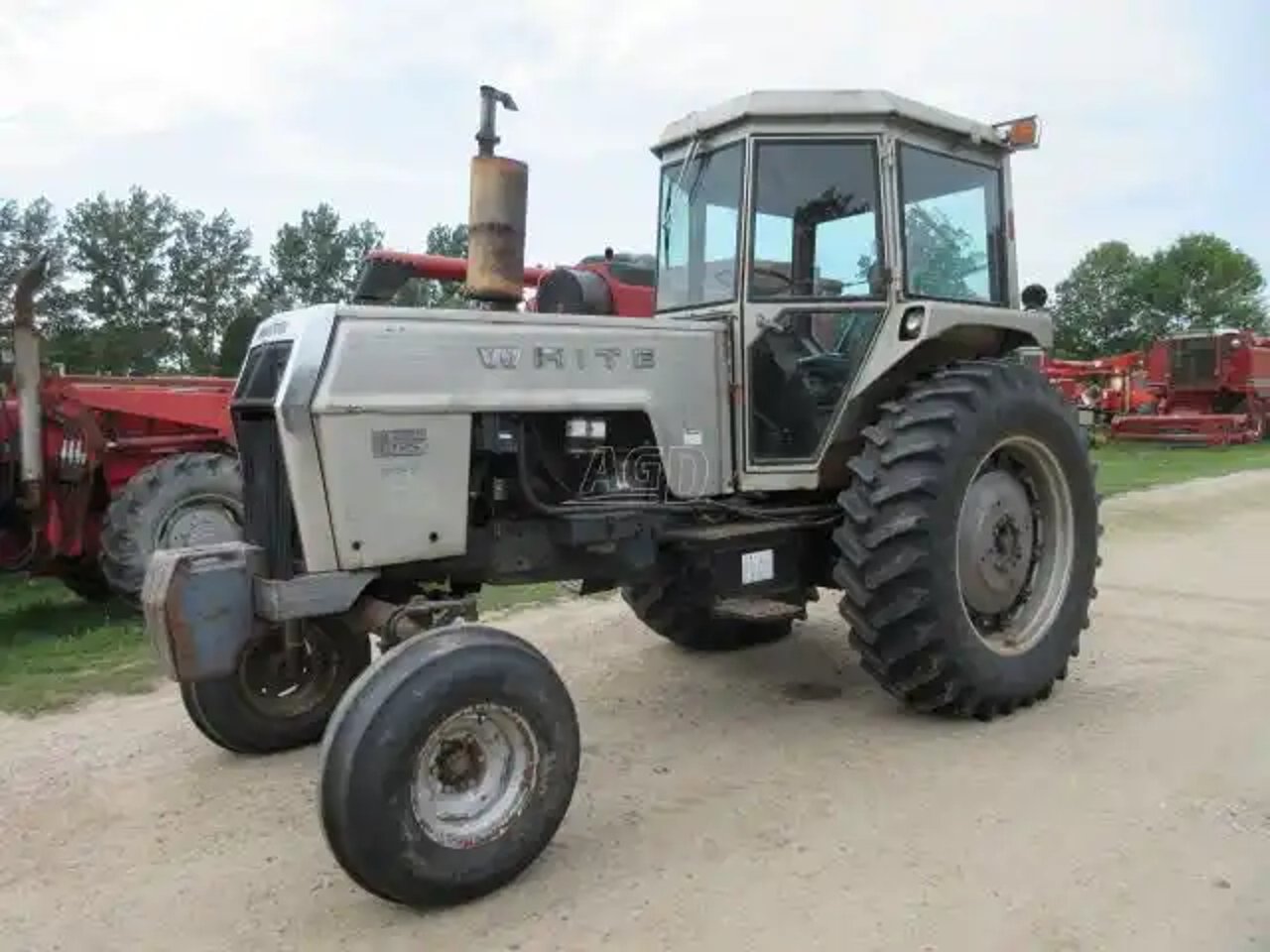 1976 White 2-85 Tracteur