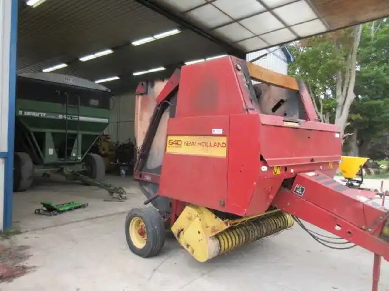New Holland 640 Presse à Balle Ronde