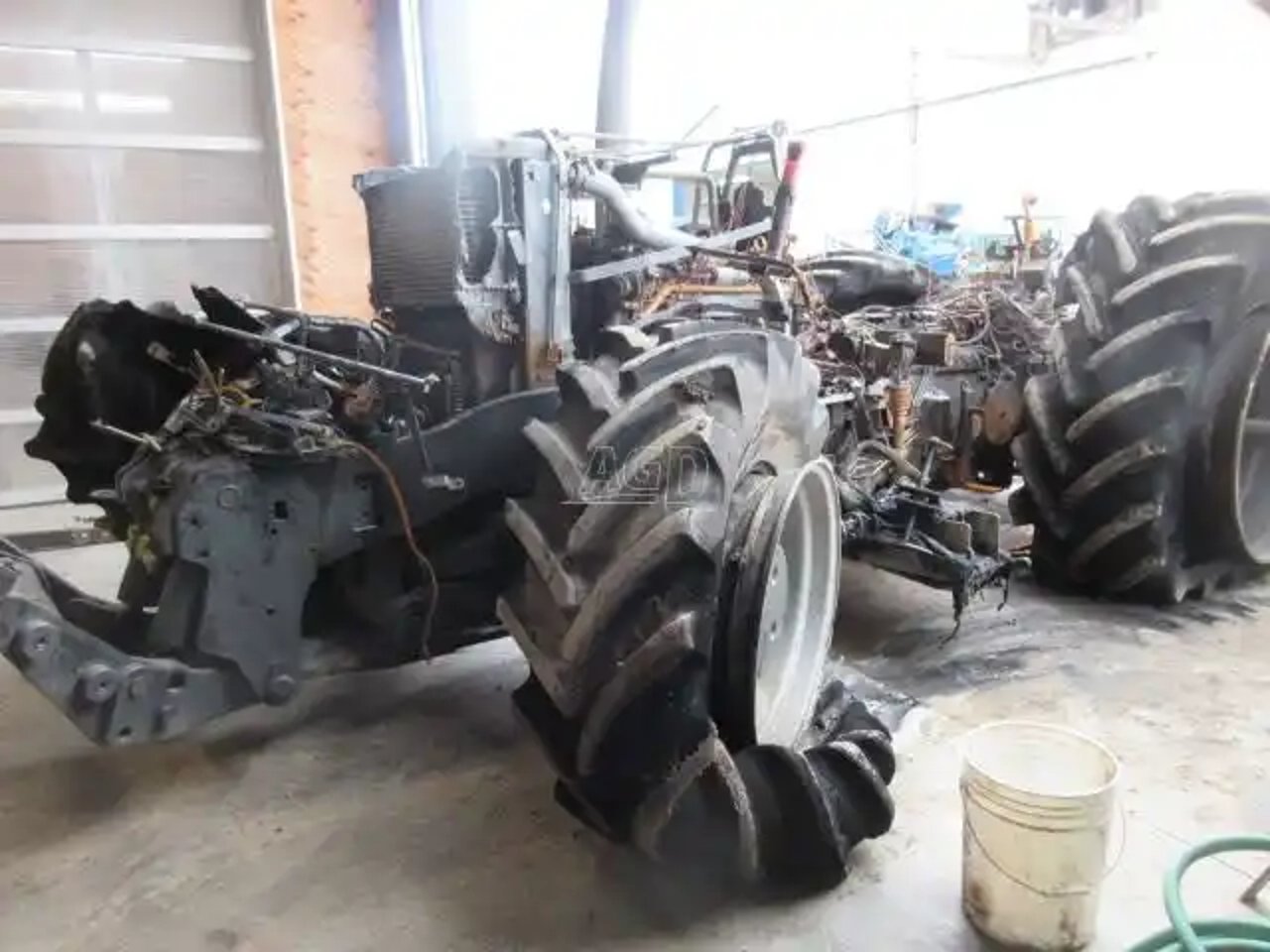 2011 Massey Ferguson 8650 Tracteur
