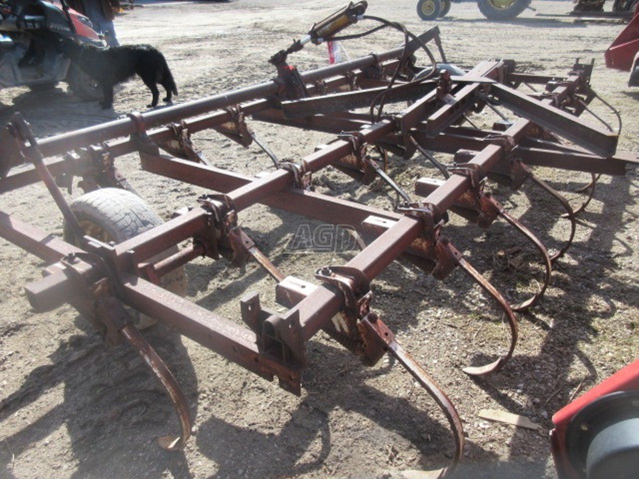 International Harvester 14FT Cultivateur