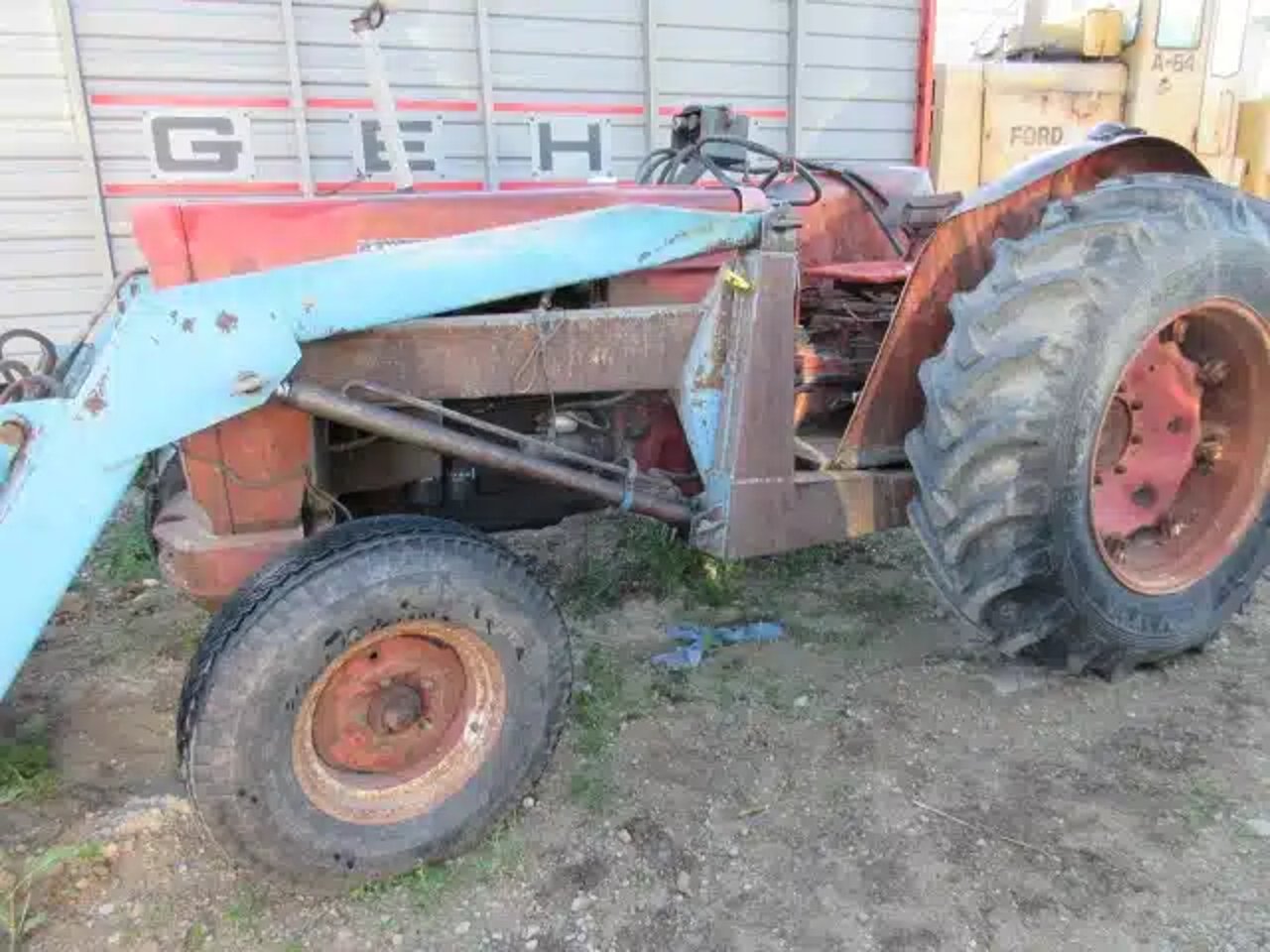 International Harvester 624 Tracteur