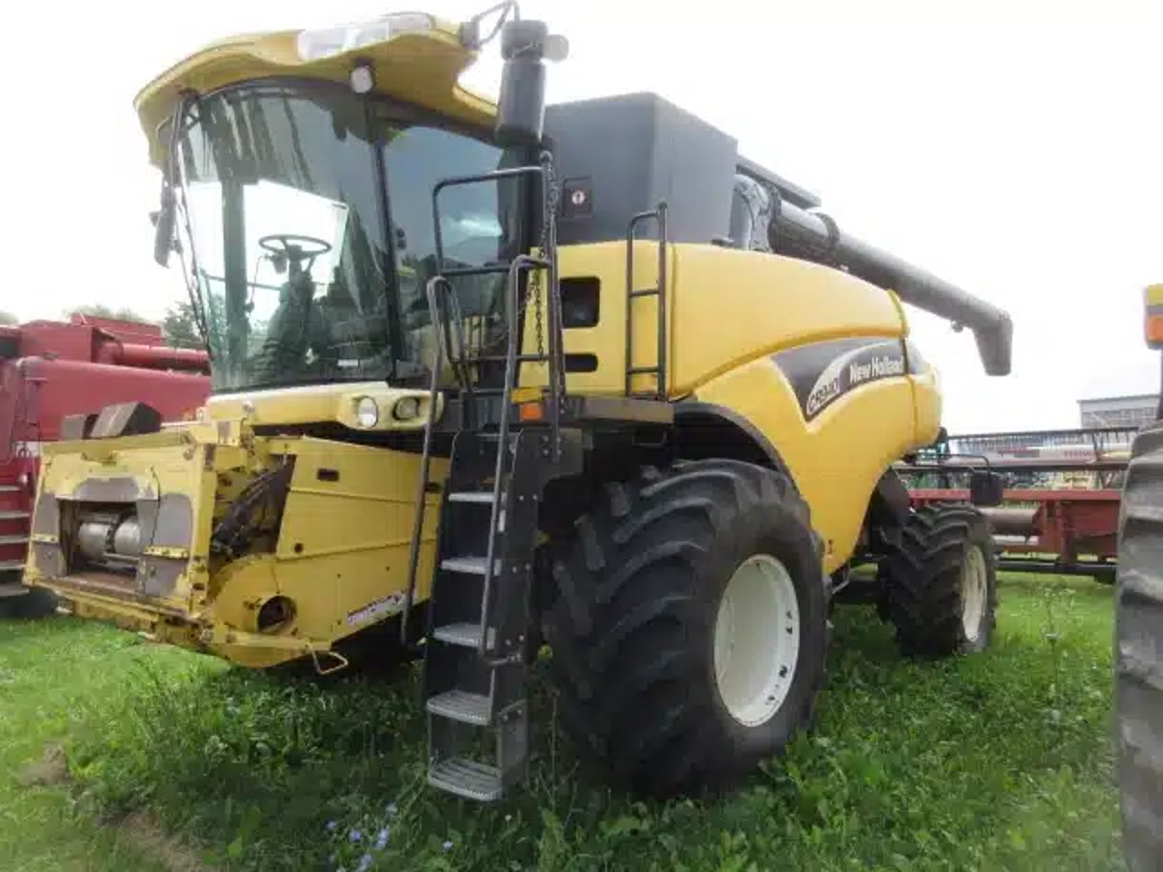 2004 New Holland CR940 Batteuse