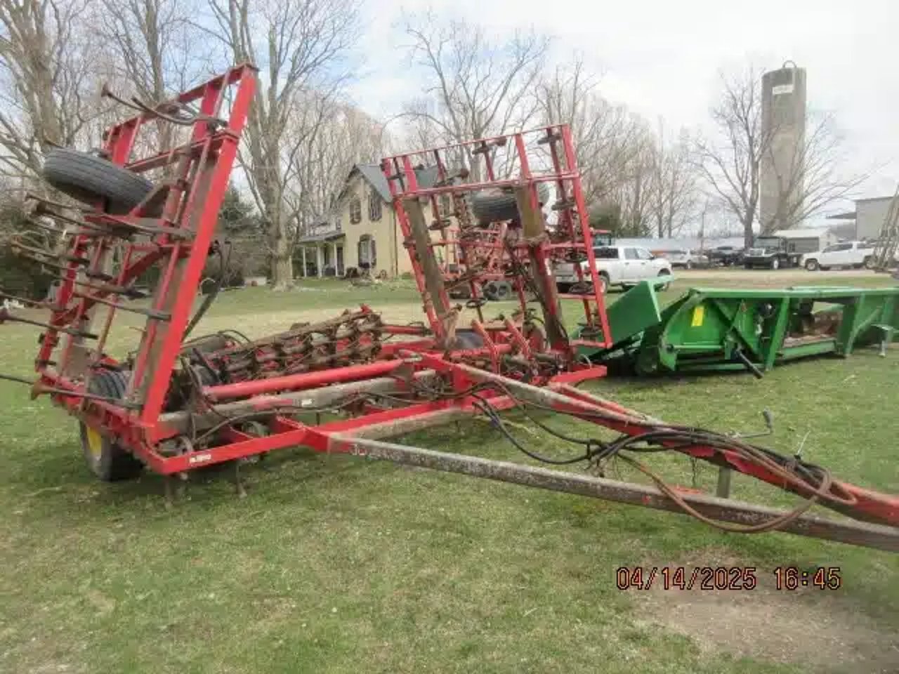 Kongskilde TRIPLE K Cultivateur