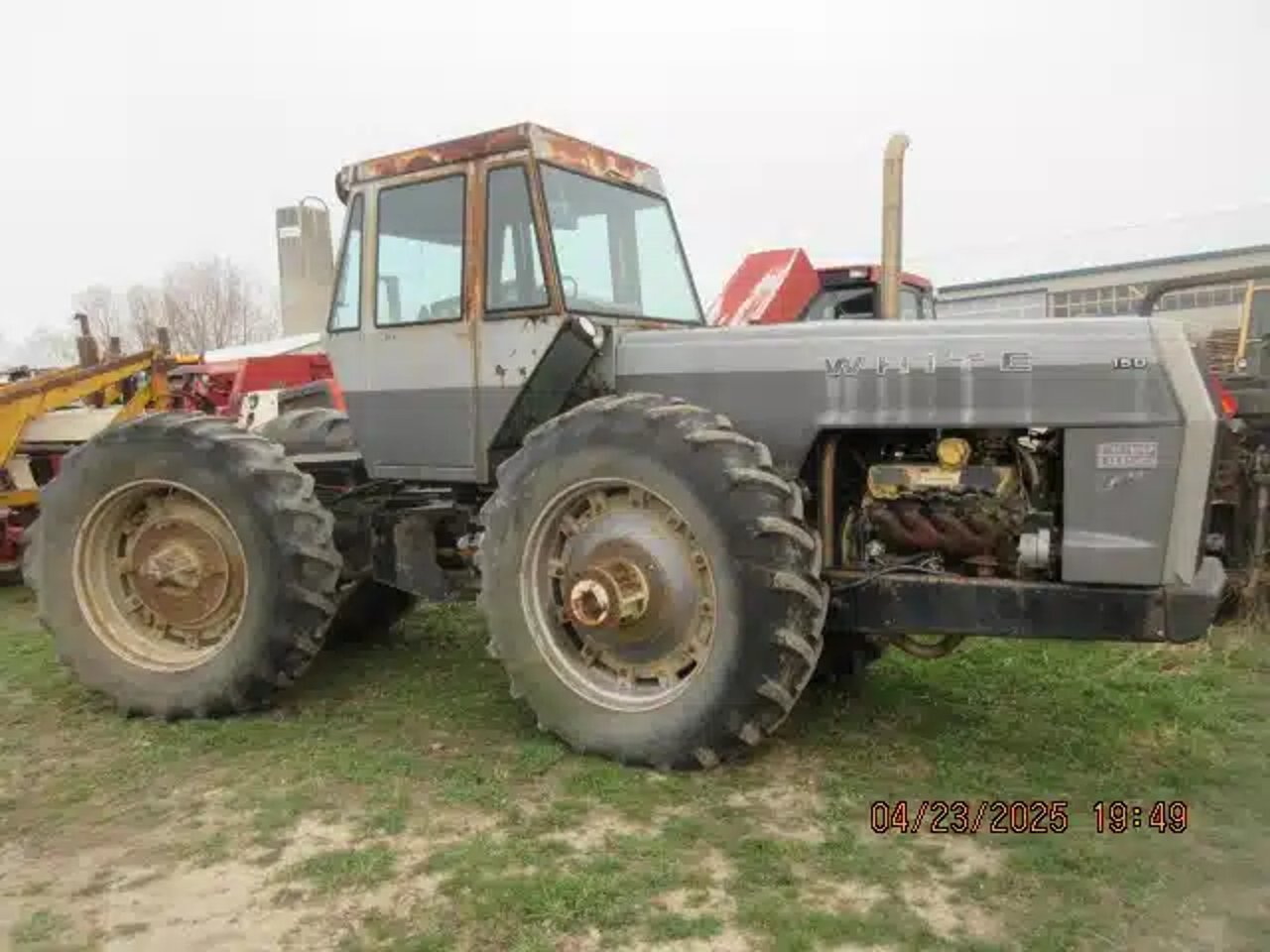 1975 White 4-150 Tracteur