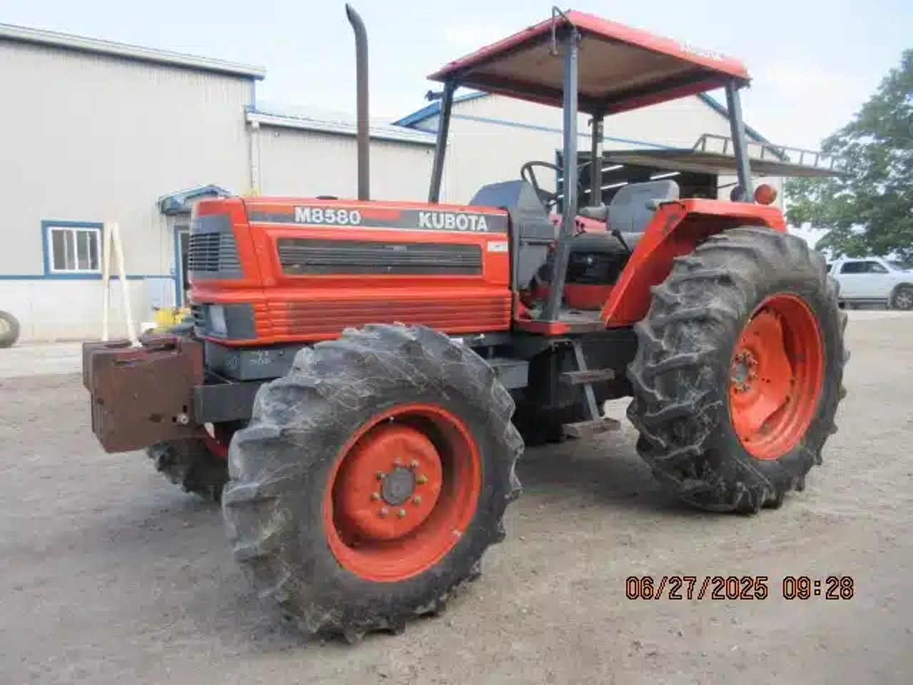 1991 Kubota M8580 Tracteur