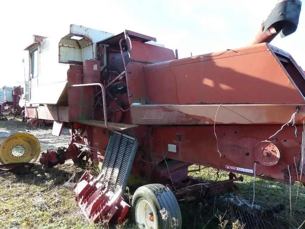 International Harvester 815 Batteuse