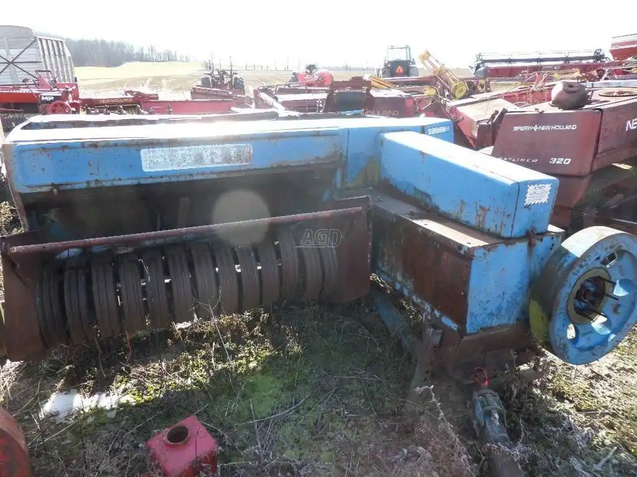 Ford 532 presse à balle carrée - petite