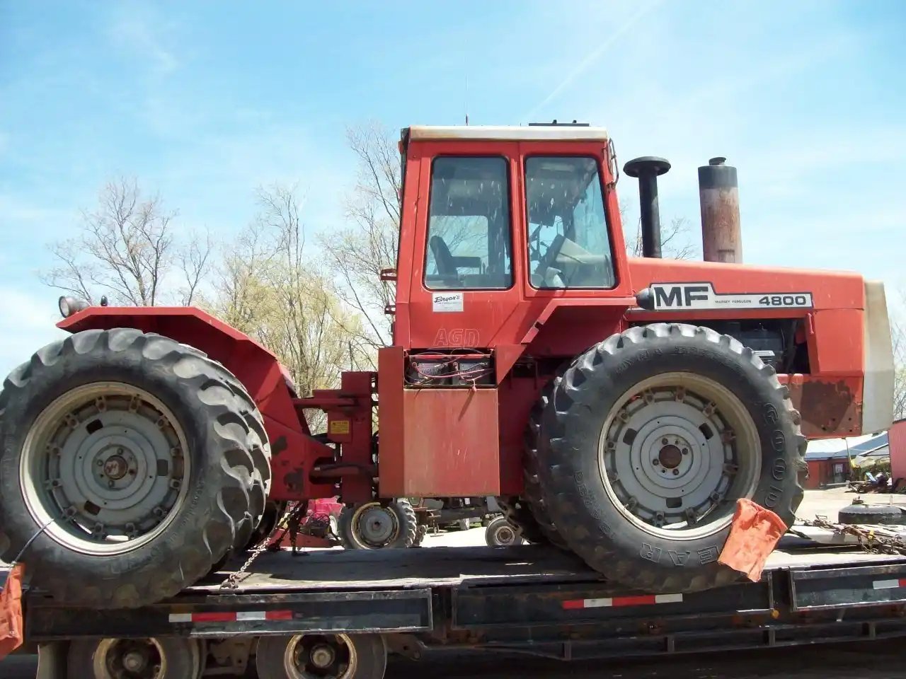 Massey Ferguson 4800 Tracteur