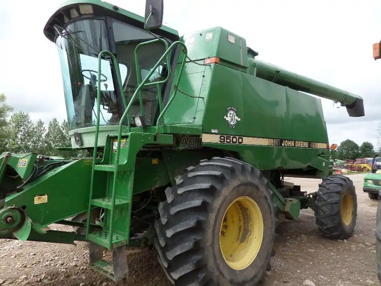 John Deere 9500 Batteuse