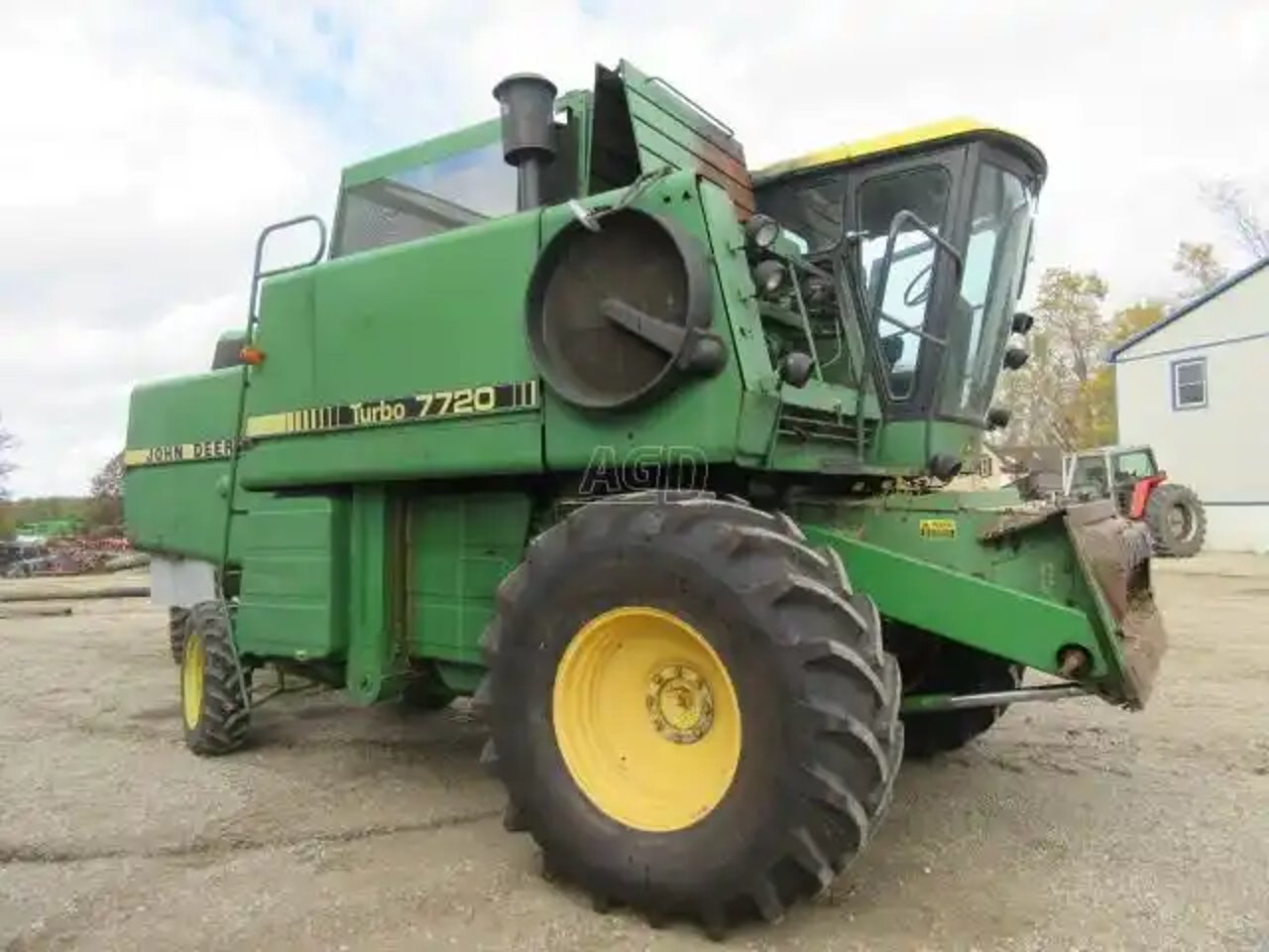 John Deere 7720 Batteuse