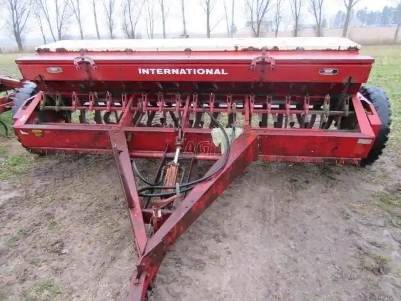 International Harvester 510 Semoir