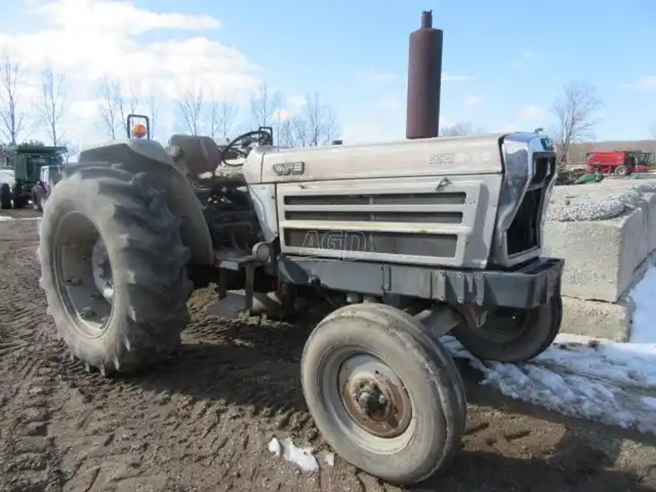 White 2-75 Tracteur