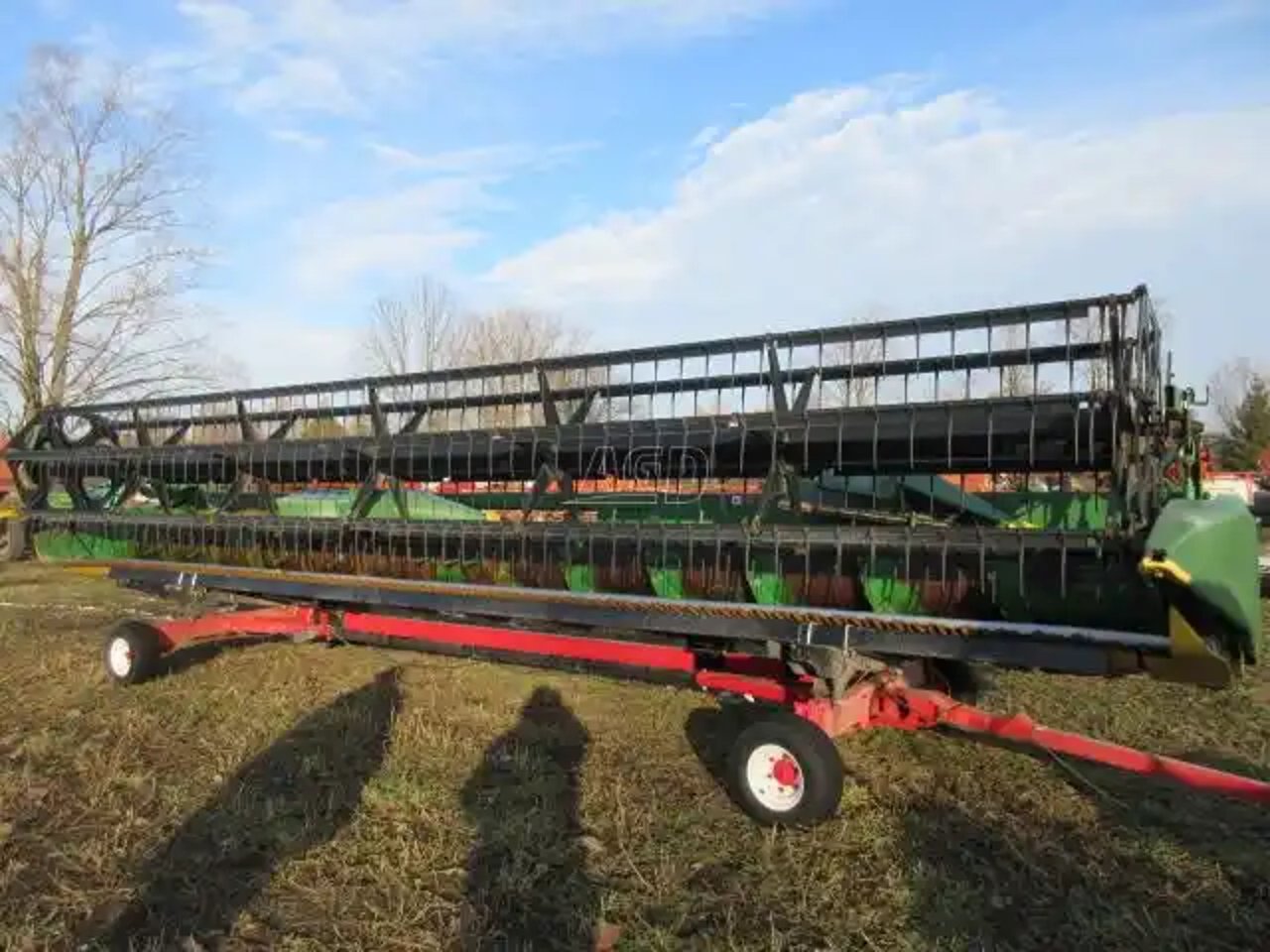2006 John Deere 630F Header