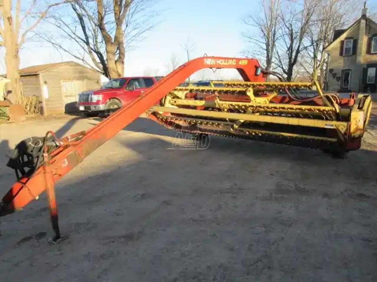 New Holland 499 Faucheuse-conditionneuse