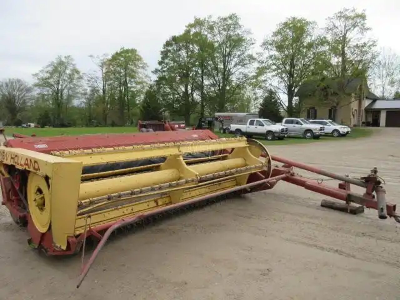 New Holland 488 Faucheuse-conditionneuse