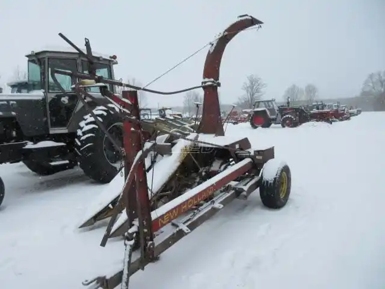 New Holland 717 Fourragère