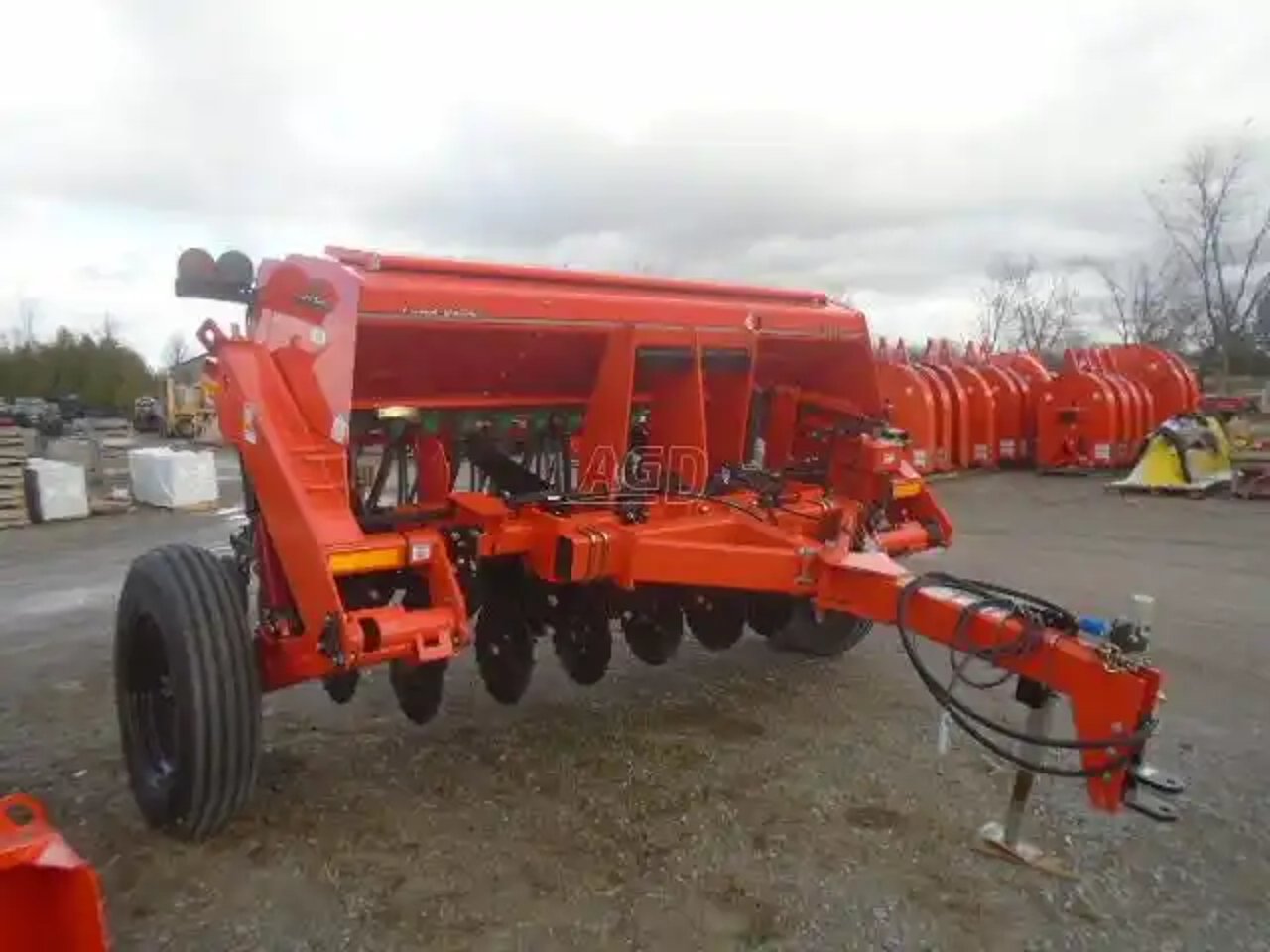 2020 Land Pride 1006NT Semoir
