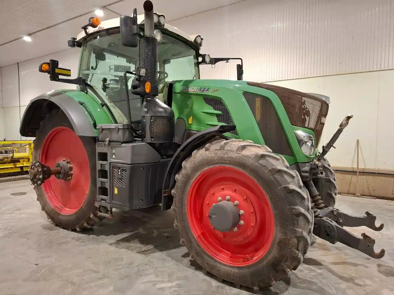 2021 Fendt 824 VARIO Tracteur