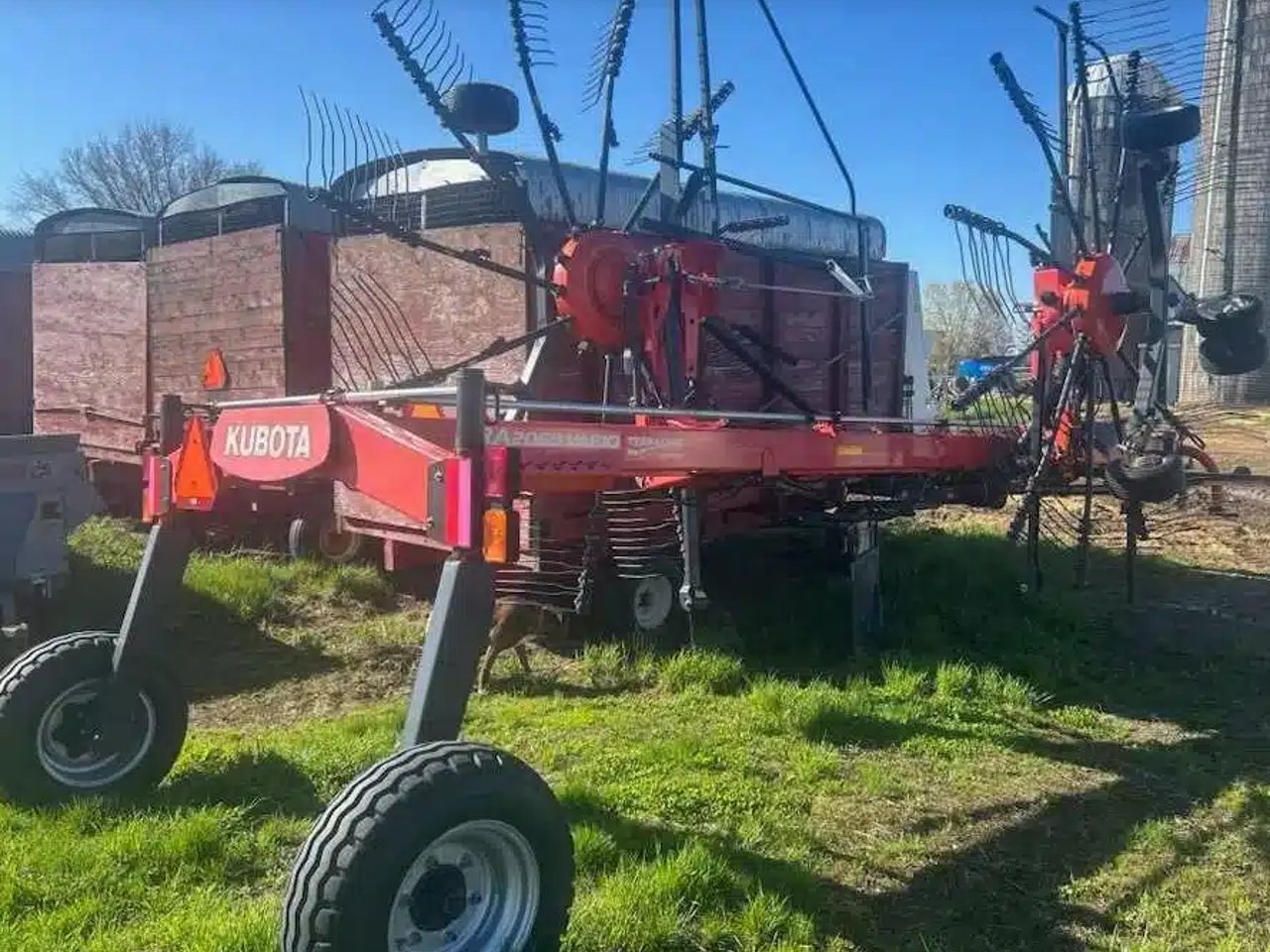 2016 Kubota RA2069 Vario râteau