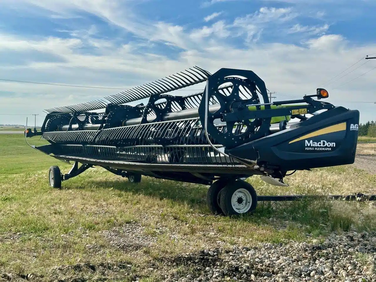 2017 MacDon FD75