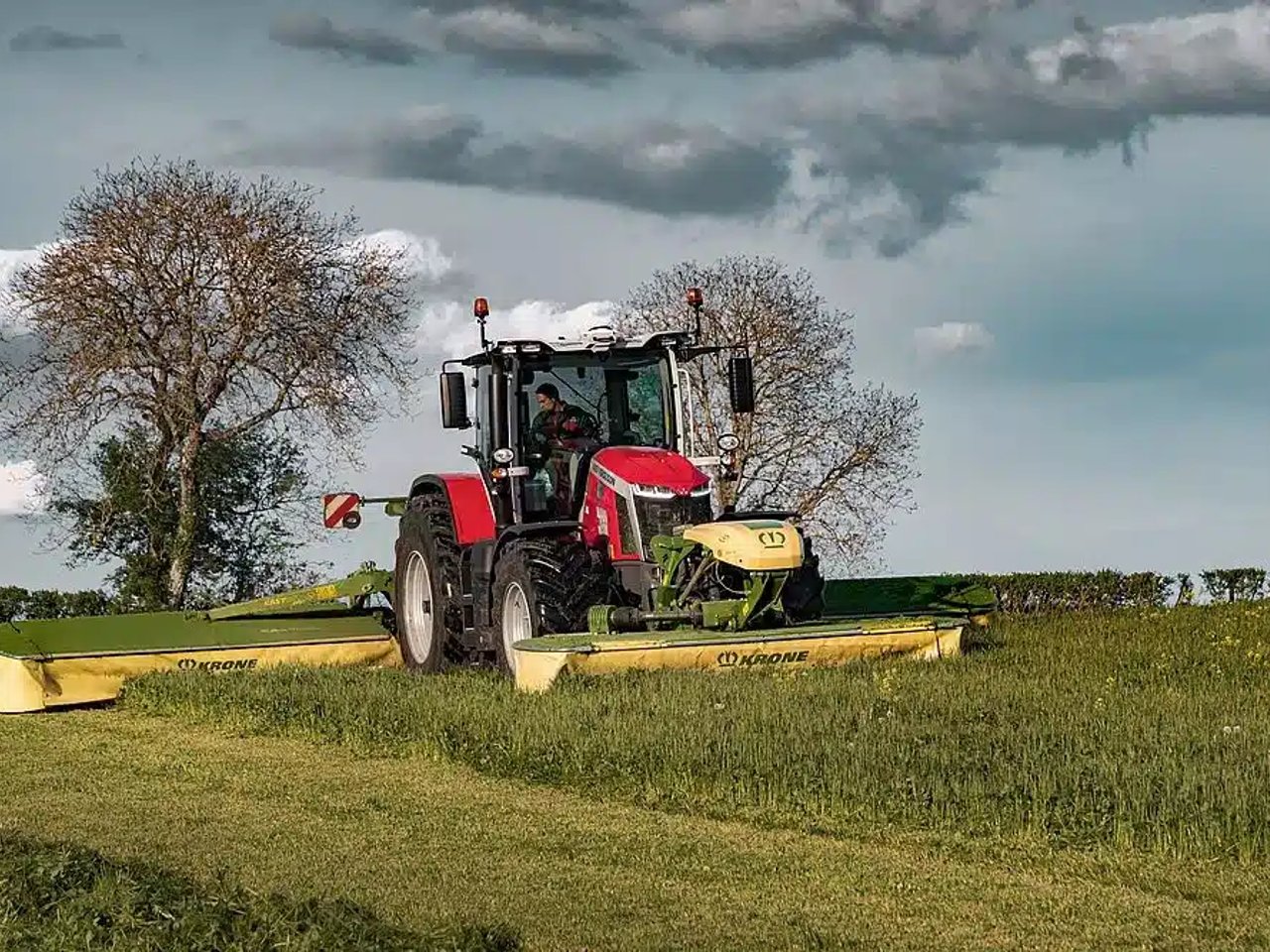 2023 Krone F320 Faucheuse à disques