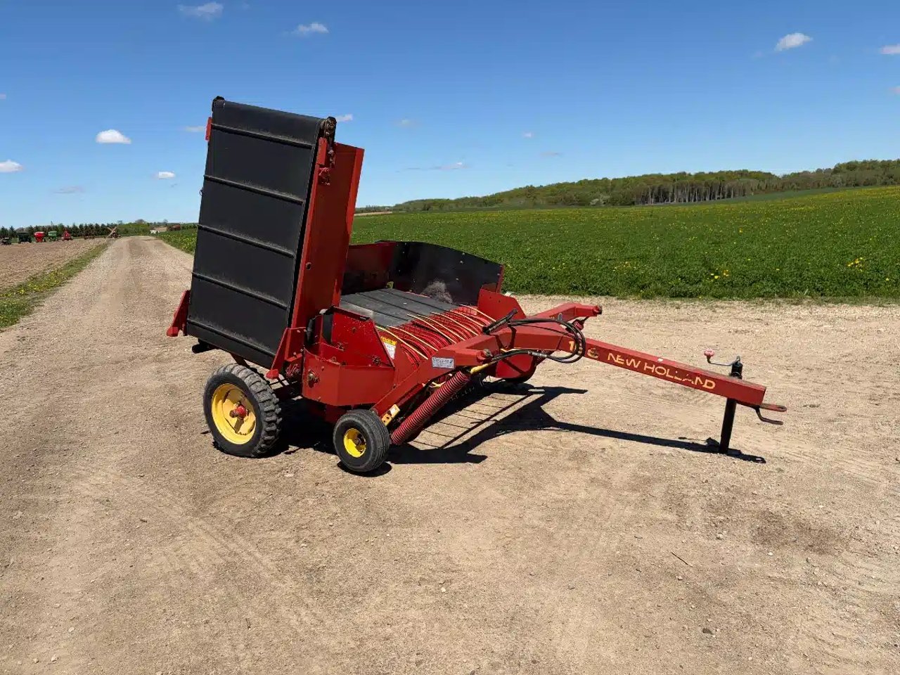 New Holland 166 Inverseur d’andain