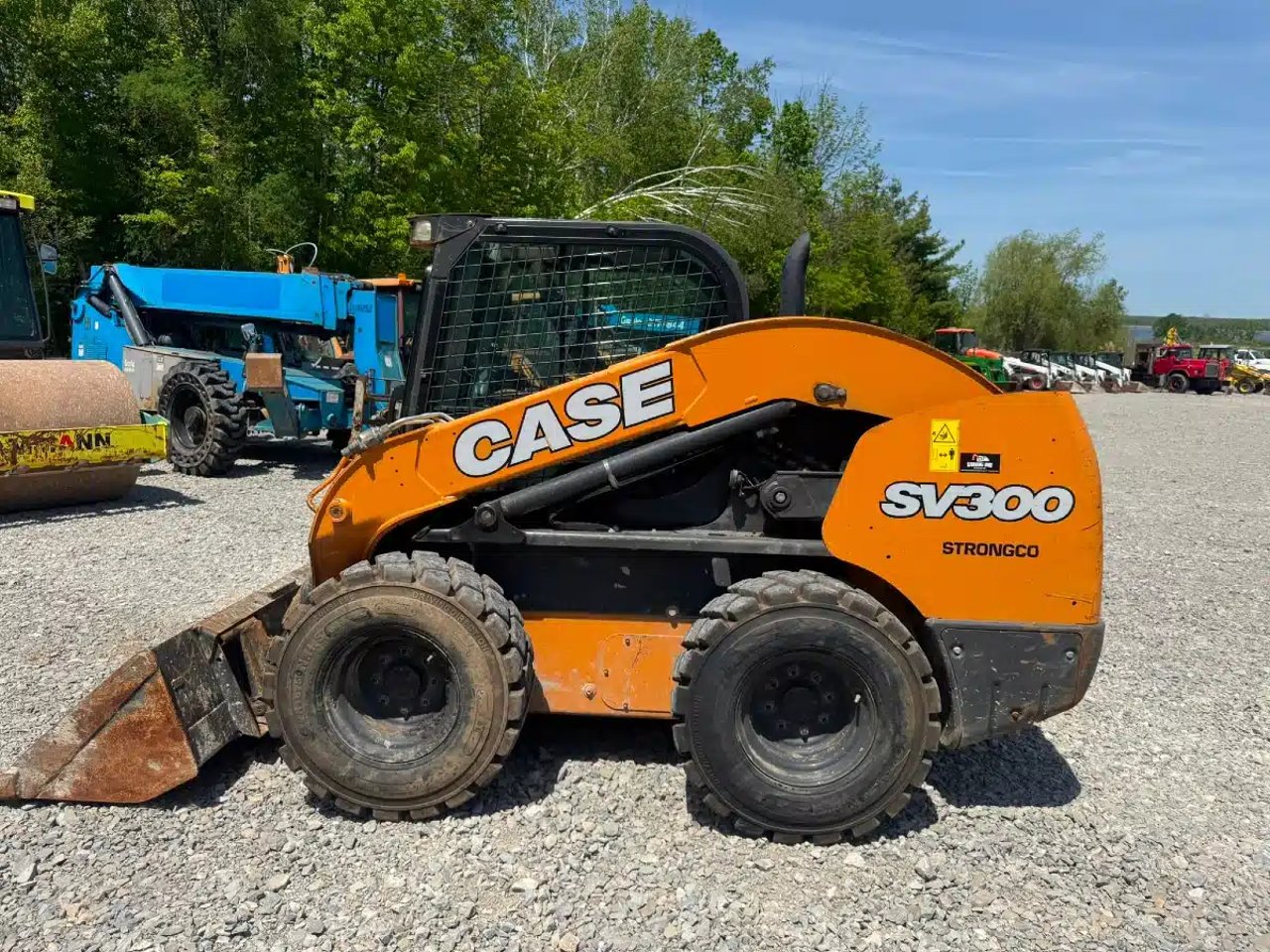 2018 Case SV300 chargeuse à direction à glissement