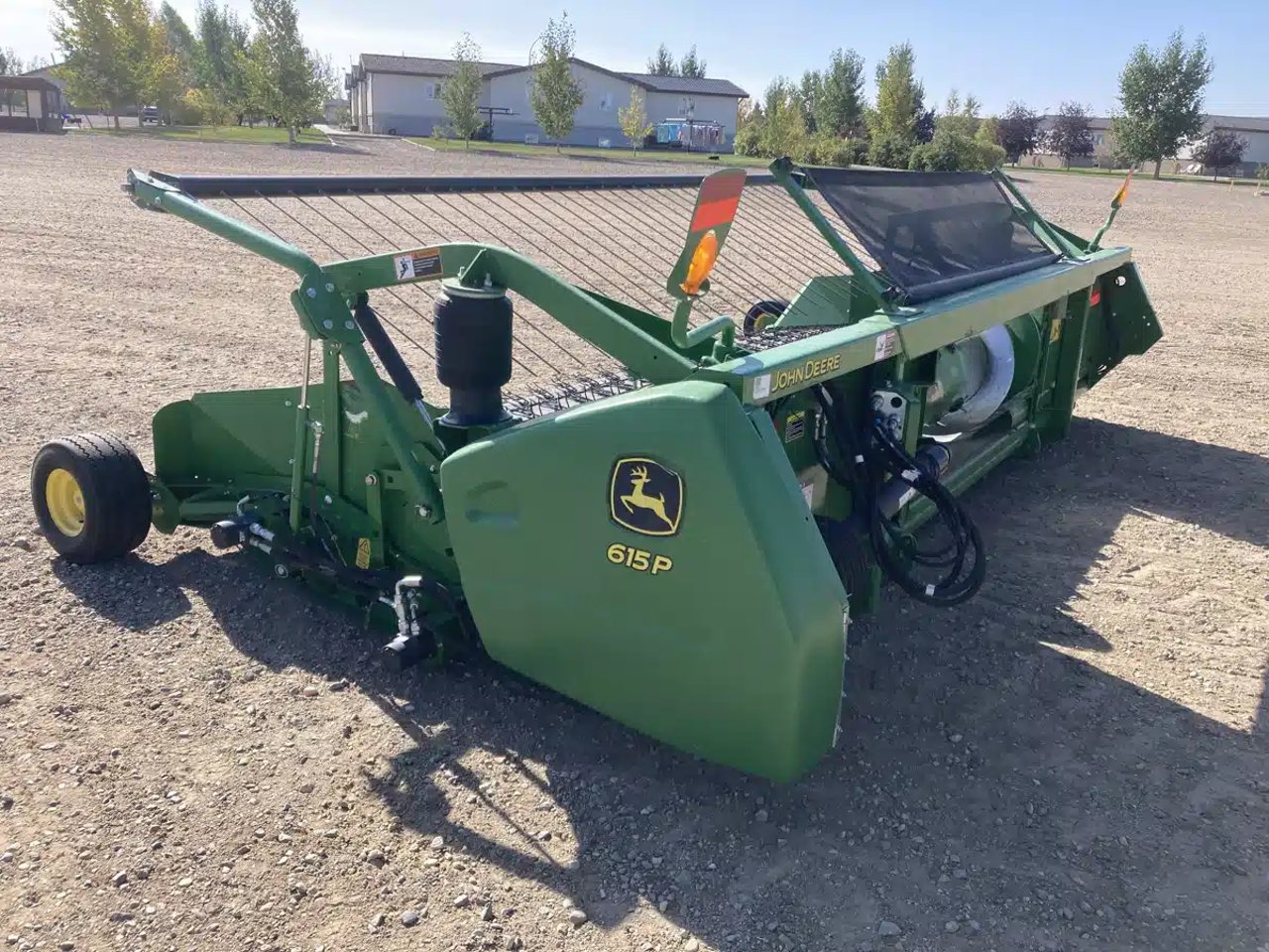2016 John Deere 615P Nez - Ramasseur