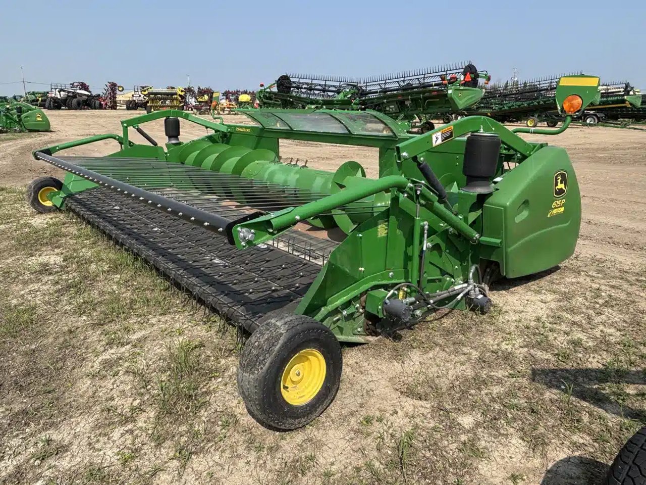 2018 John Deere 615P Nez - Ramasseur