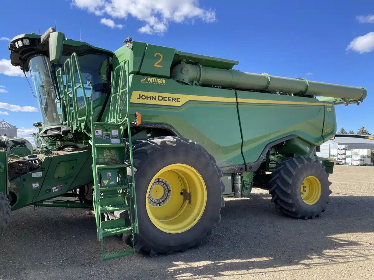 2023 John Deere X9 1000 Batteuse