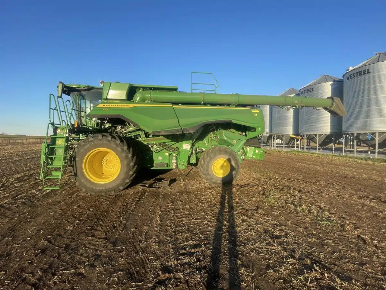 2023 John Deere X9 1100 Batteuse
