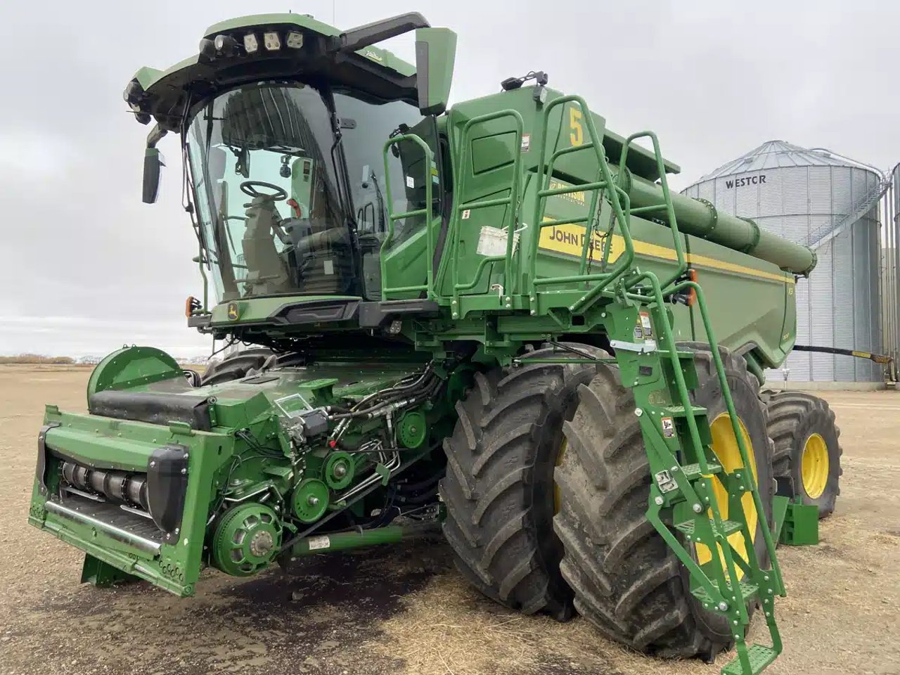 2023 John Deere X9 1100 Batteuse