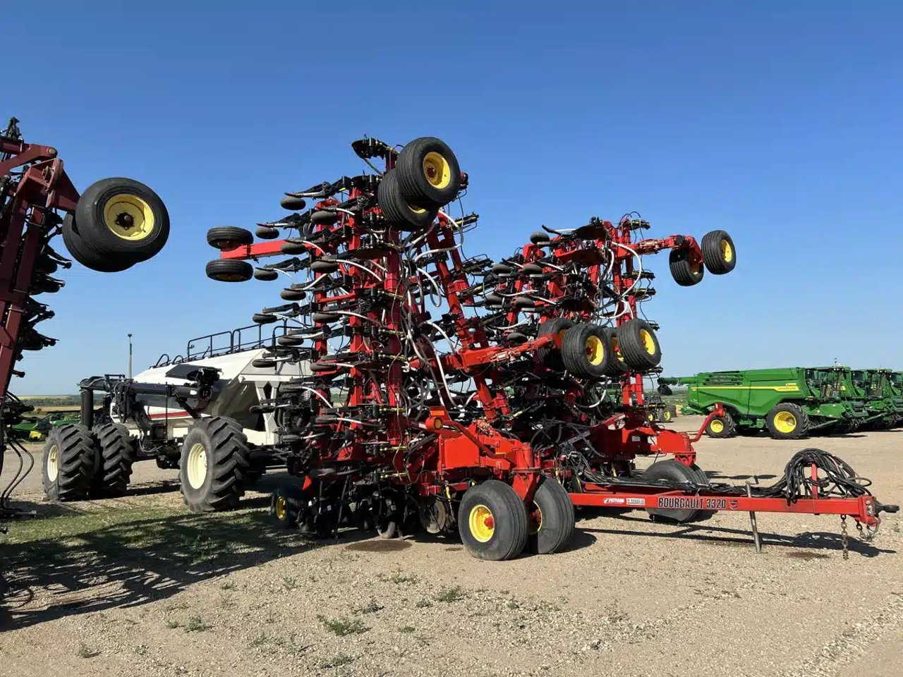 2013 Bourgault 3320-SIZE-UNSPECIFIED Semoir à air