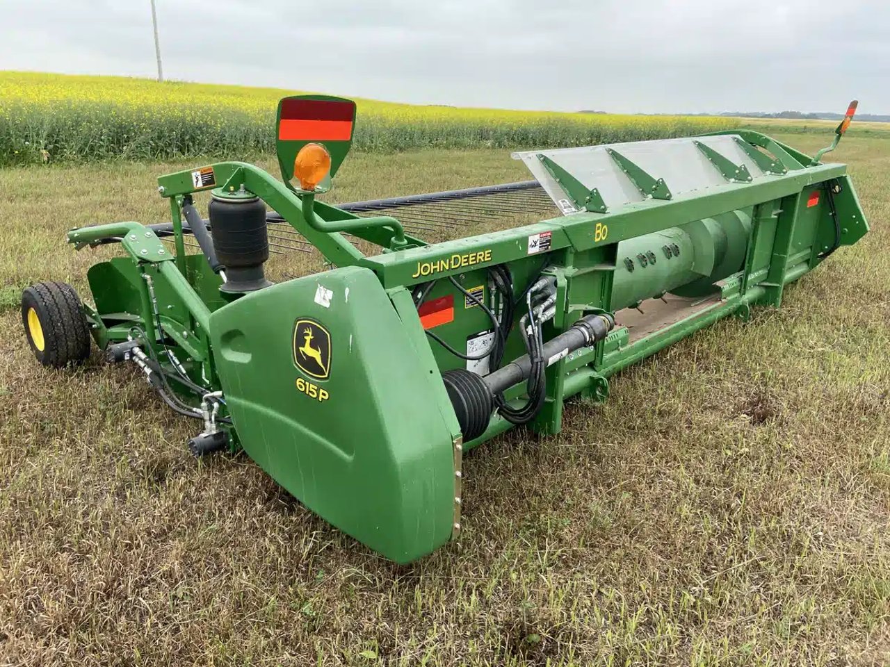 2020 John Deere 615P Nez - Ramasseur