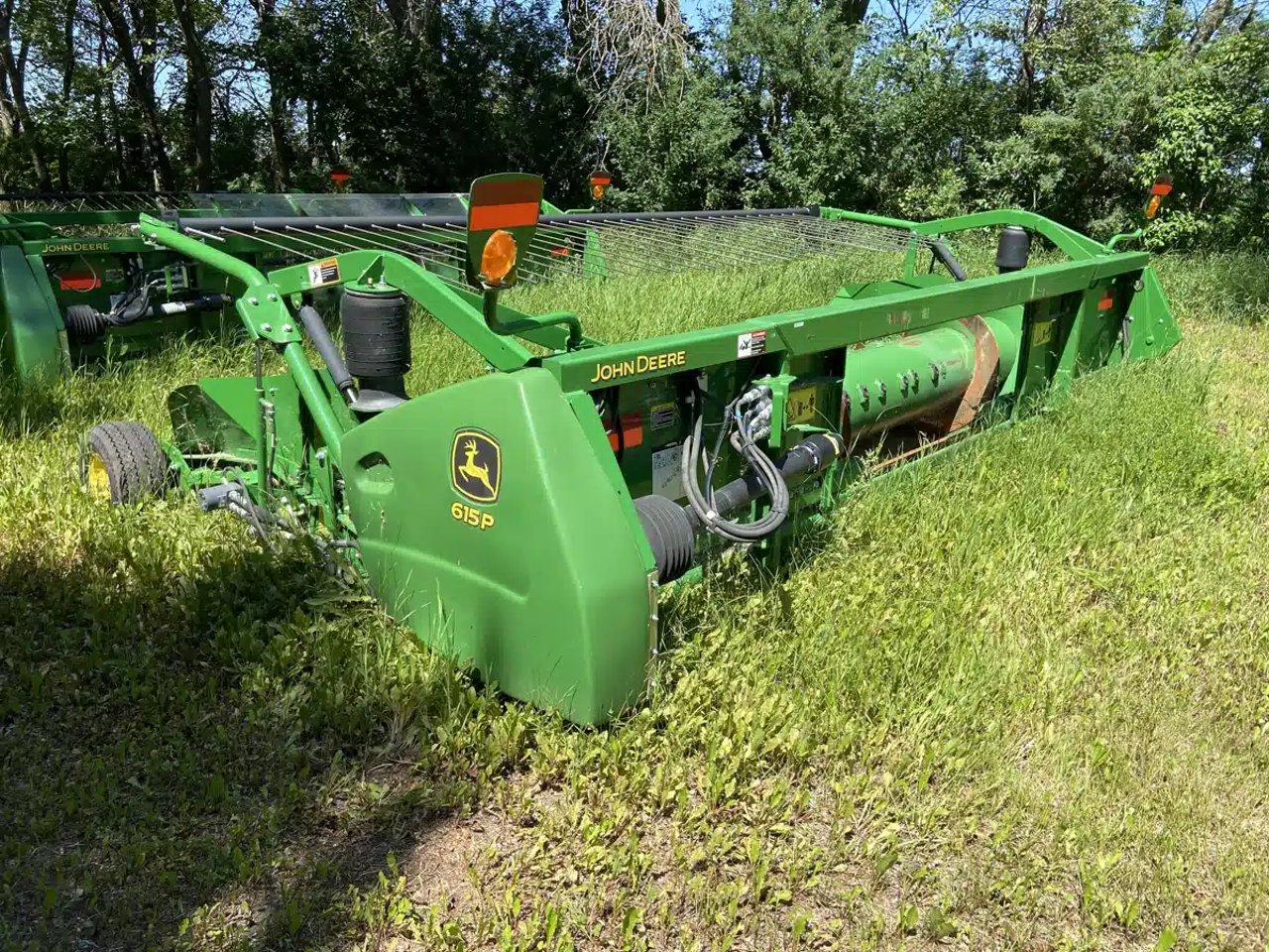 2018 John Deere 615P Nez - Ramasseur